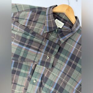 Cabelas Shirt Mens XL Green Blue Plaid Long Sleeve Button Down Wrinkle Free GHV7